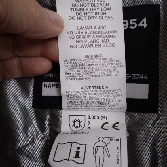 NWT Refrigiwear Women's Soft Shell Bib Overalls Black | Size 2XL - Picture 11 of 11